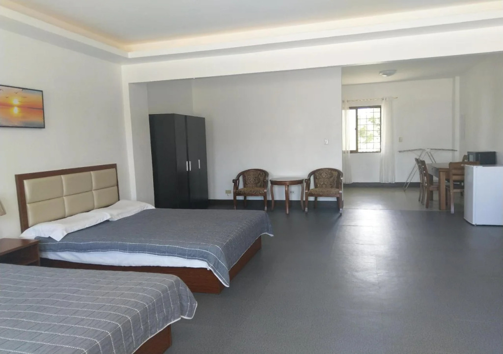 Tinian Lorilynn Hotel