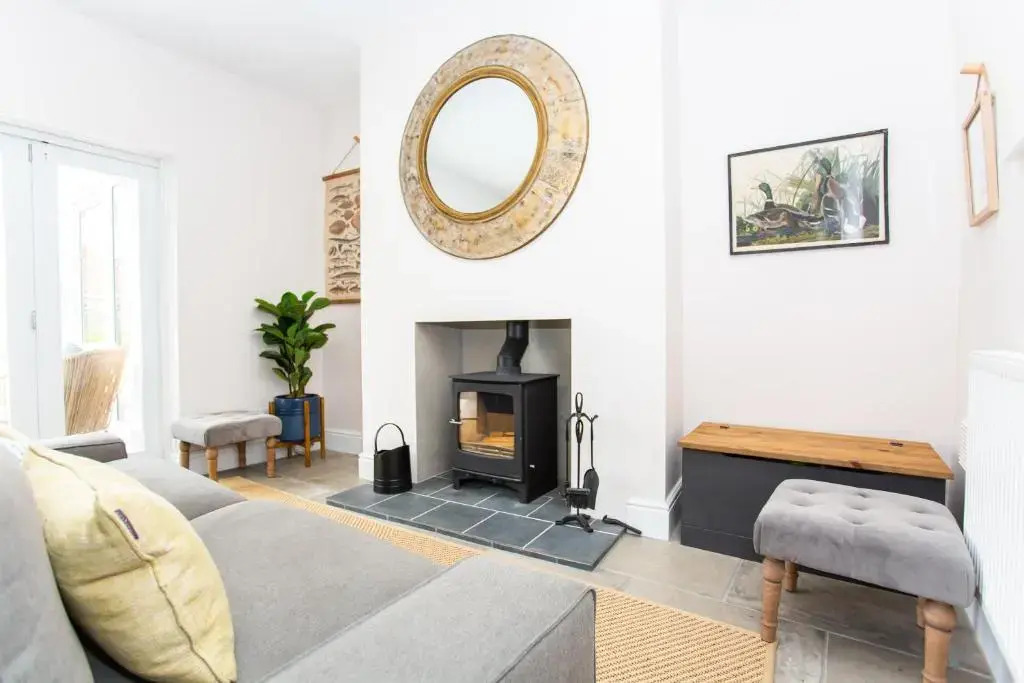 The Old Chequers - Hot tub & Games room