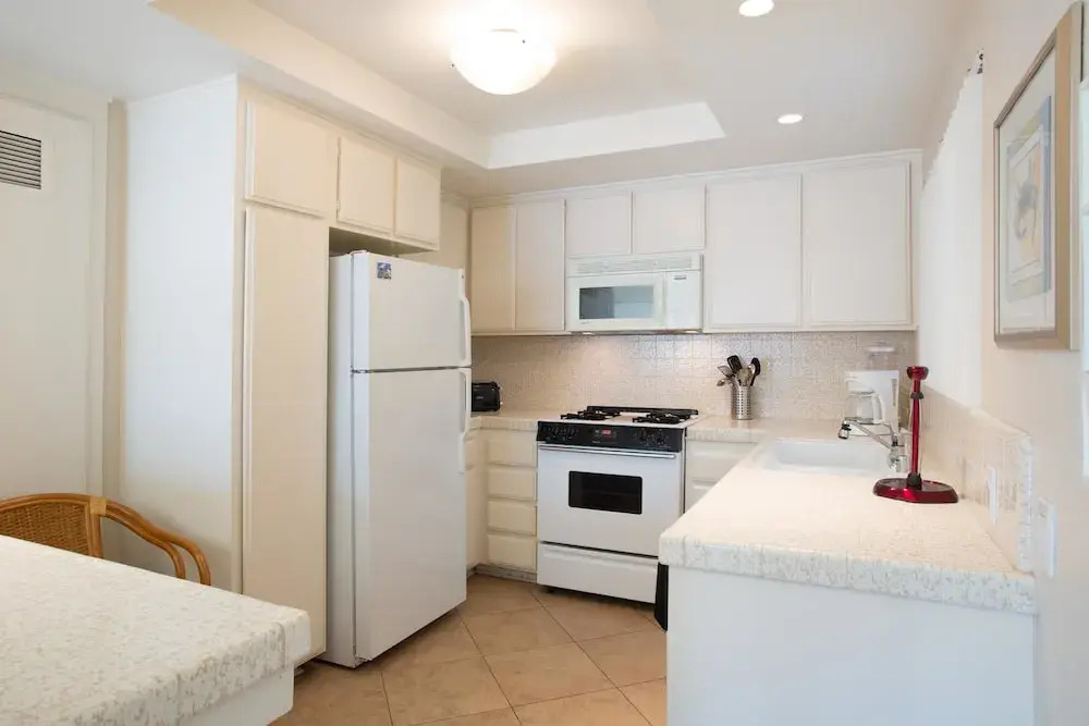 31st St A (68338) - 2 Br townhouse by RedAwning