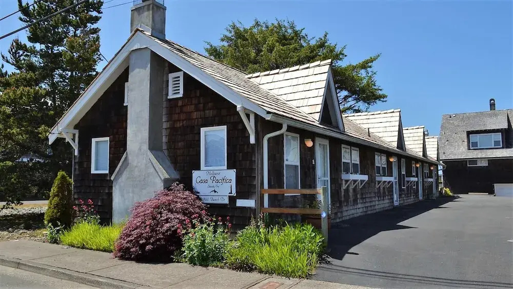 1860 Beach Drive #1