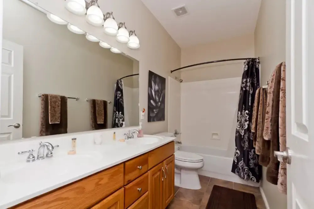 Peoria Desert Splendor 5 BR by Casago