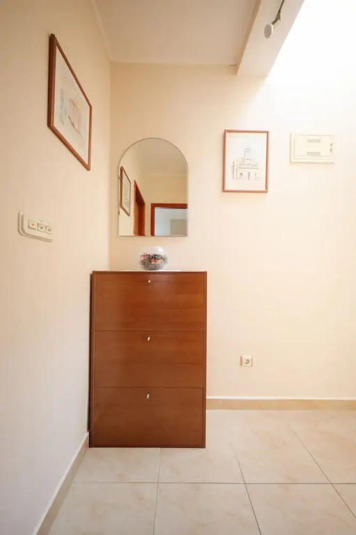 Apartments 150m from beach with parking