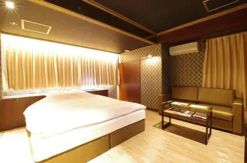 BlueHotel sjupri:m