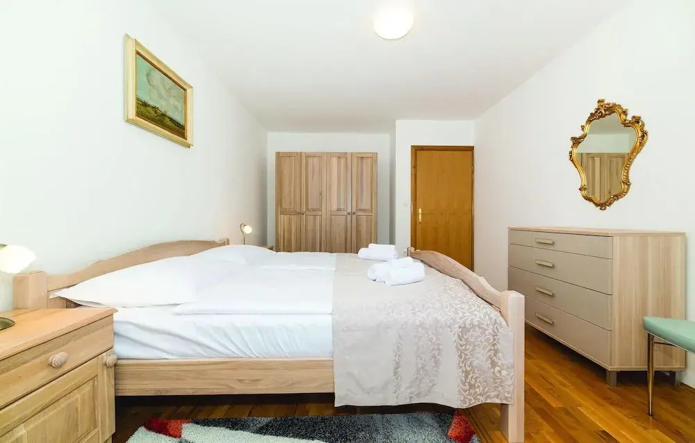 Amazing Home in Trilj with Hot Tub, WiFi & 4 Bedrooms