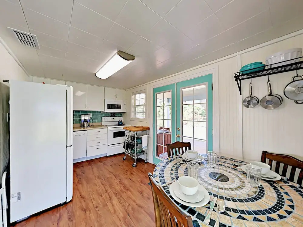 819 S Magnolia St Home 2 Bedrooms 1 Bathroom Home