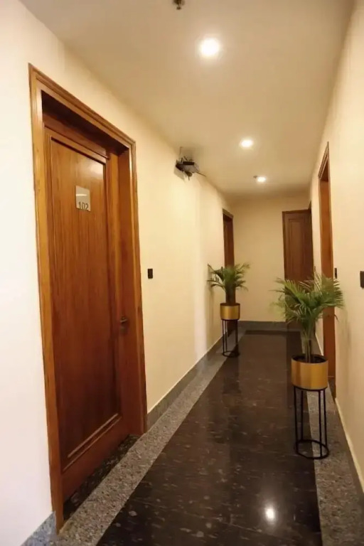Hotel Dhingra Inn