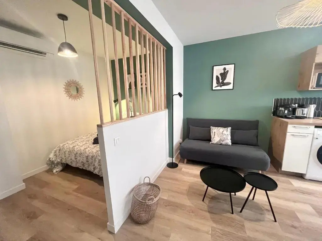 LE QUAI 1 - Spacieux Studio NEUF CALME - CLIM - WiFi - Gare à 200m