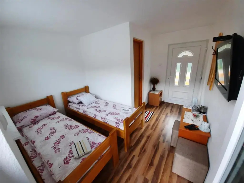 Smeštaj pored Drine