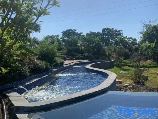 Yizhang Shangxi Hot Spring Homestay
