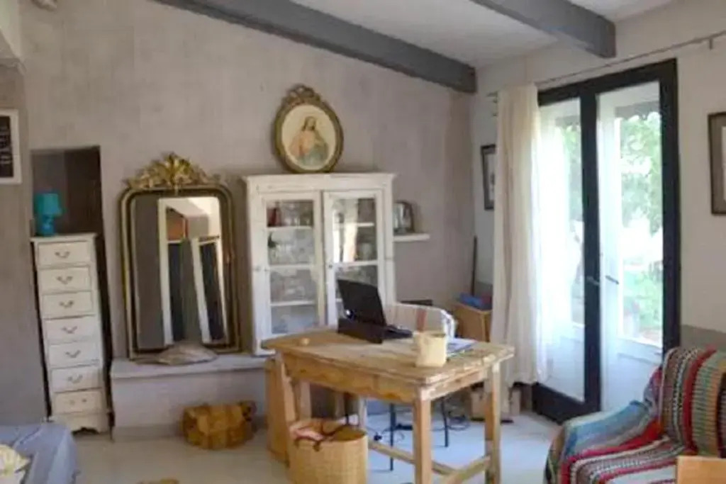 Villa de 5 chambres avec piscine privee jardin clos et wifi a Arles