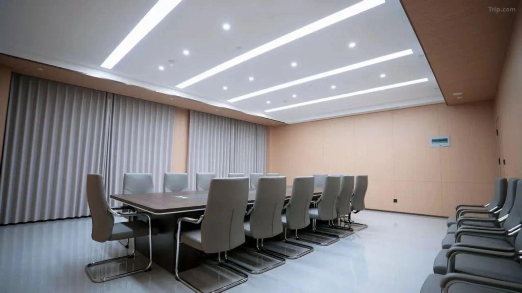 Отель Dacheng Business