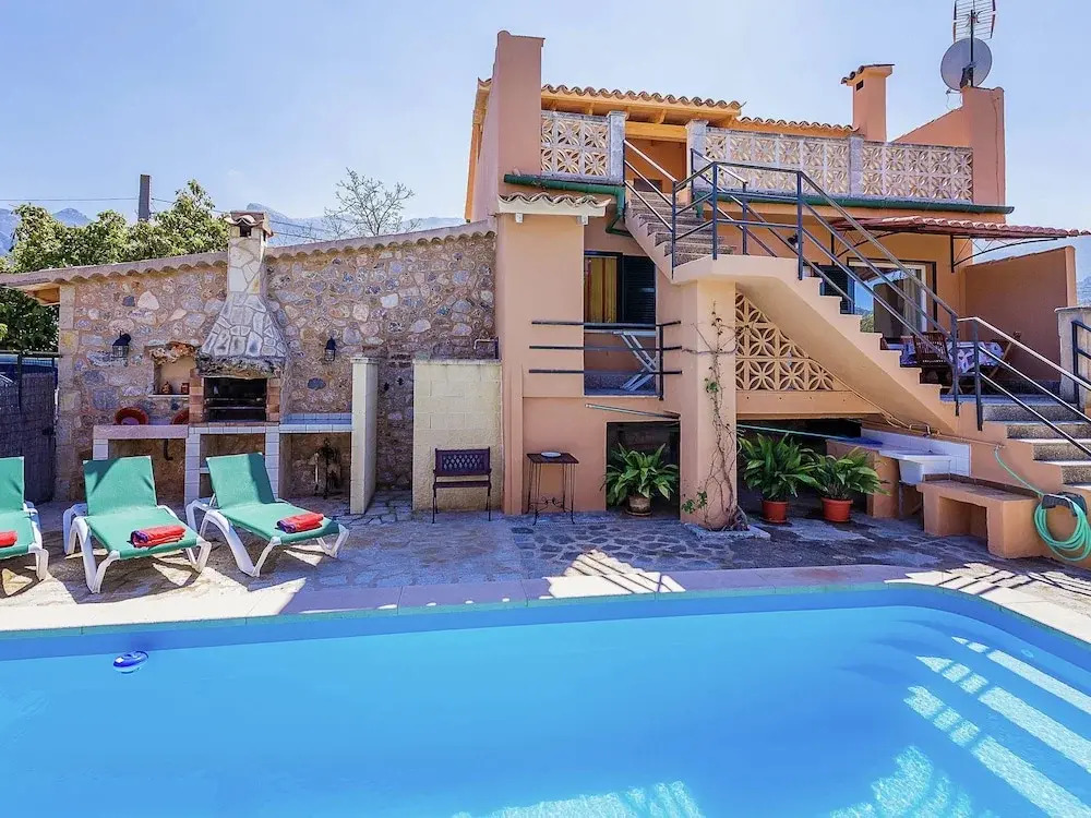 Between Soller and Port de Soller you Will Find This House With Private Pool