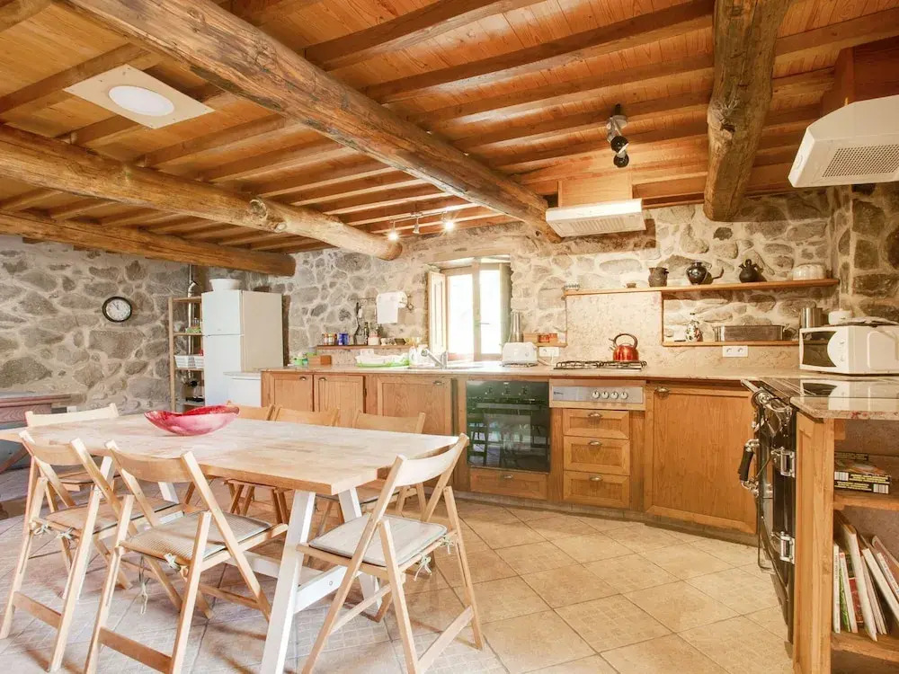 Farmhouse in Castrotañe with Terrace
