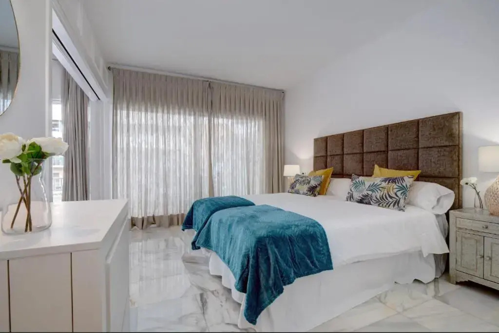 Marbella Center New and Luxurious Apartment on the beach 627