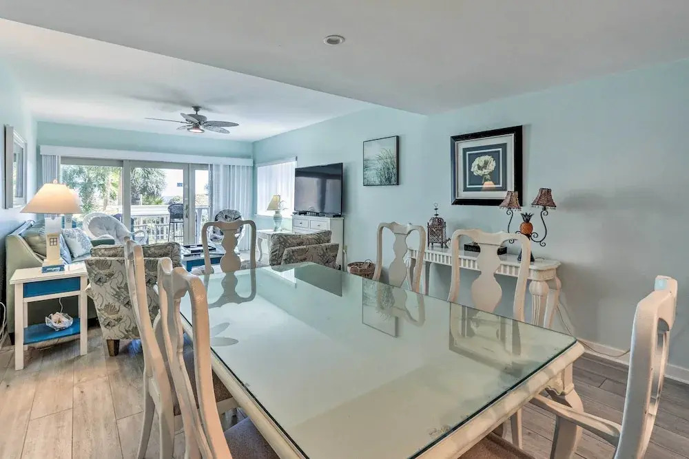 Palmetto Dunes Villa w/ Views: Steps to Beach