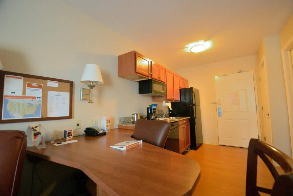 Candlewood Suites Secaucus by IHG
