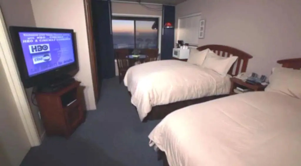 Gualala Surf Inn on the ocean bluff