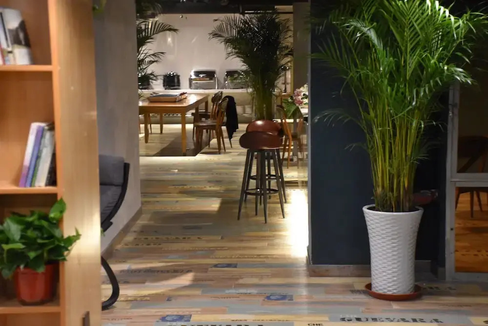 Manchen Hotel