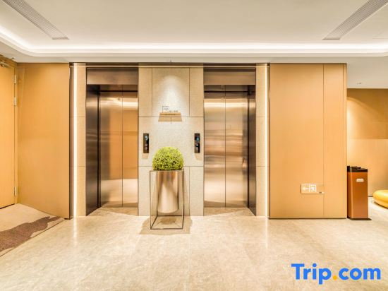 JI Hotel (Ningbo Tianyi Square Drum-Tower Subway Station)