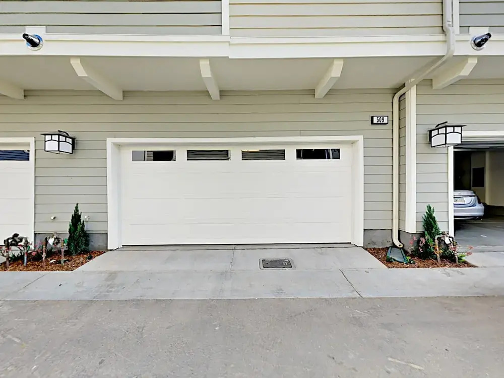 Brand-new 2BR w/ Balcony, Near Beach 2 Bedrooms 2.5 Bathrooms Townhous