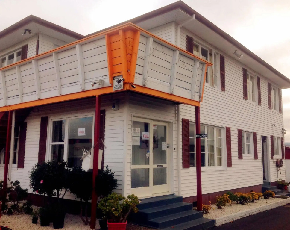 Rainbow Motel & Guest House