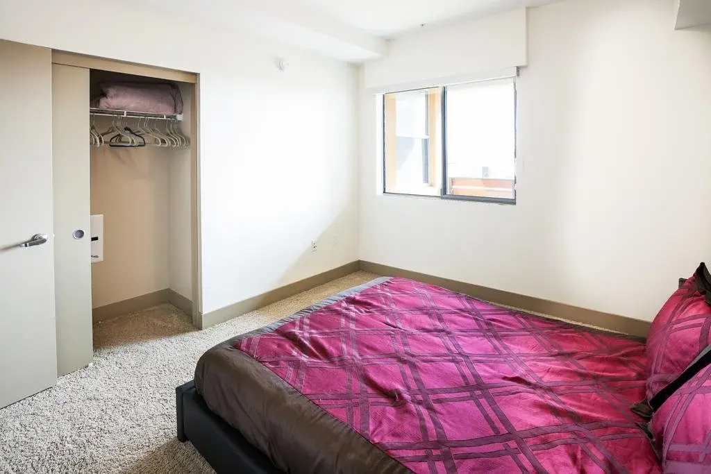 Heaven on Hollywood Boulevard Furnished Apartments