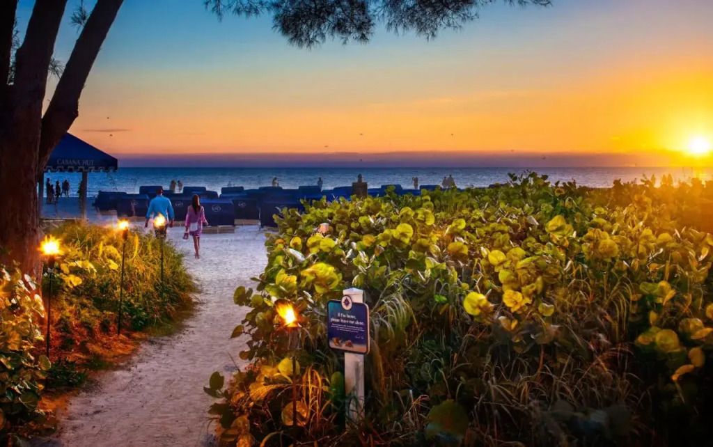 RumFish Beach at TradeWinds