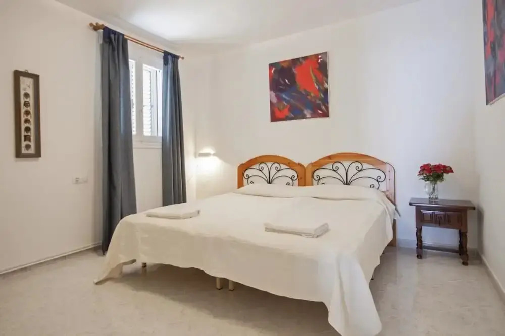Villa - 3 Bedrooms with Pool, WiFi and Sea views - 106384