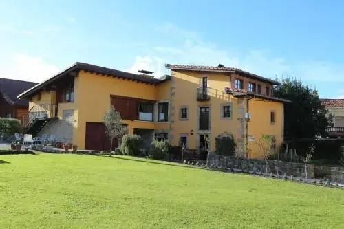 Apartamentos Rurales La Casa Vieja De Silió