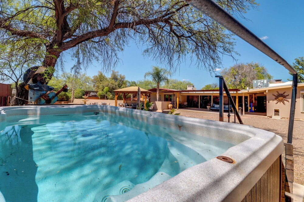 Near Trails: Tucson Getaway w/ Private Courtyard