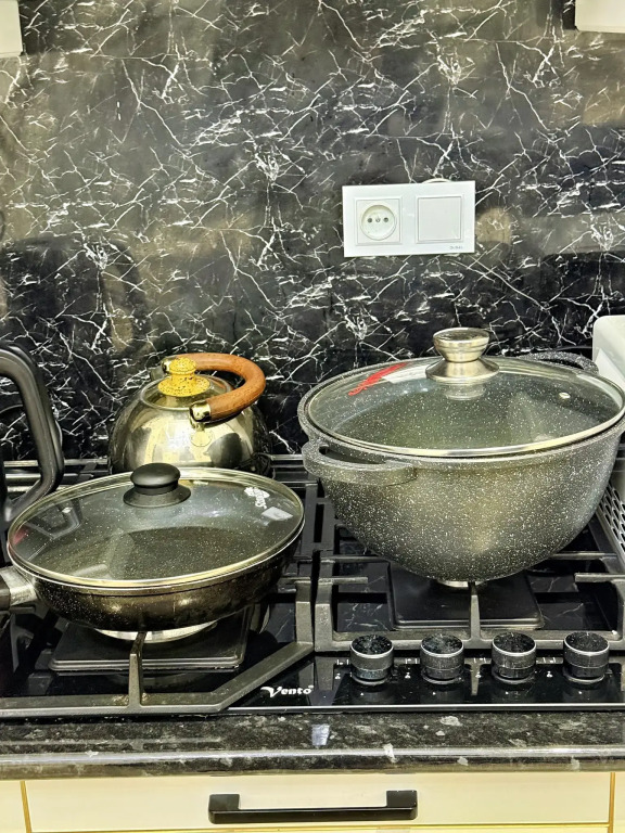 Royal Rentals (Роял Ренталс) на улице Бабура 44