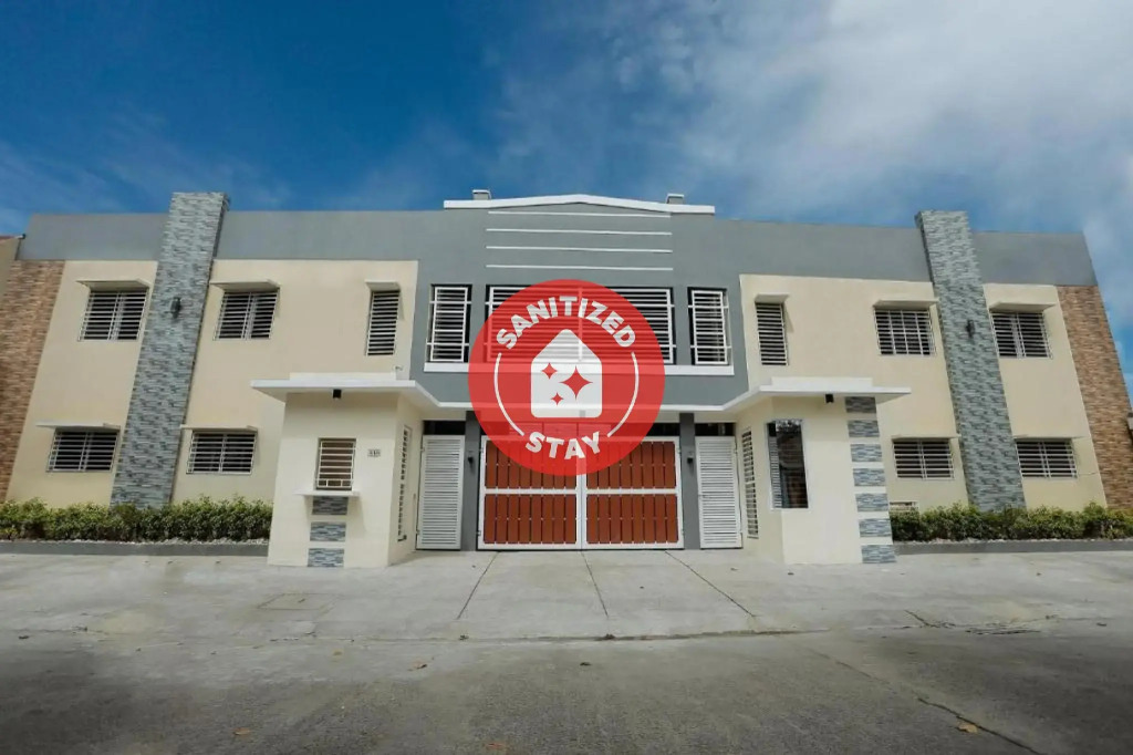 LJENJ Apartelle near Clark Airport