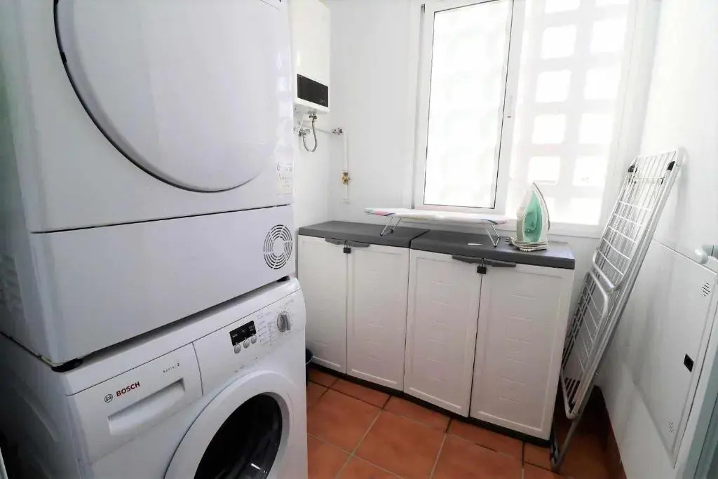 Los Veleros apartamento frente al mar con azotea y piscina compartida