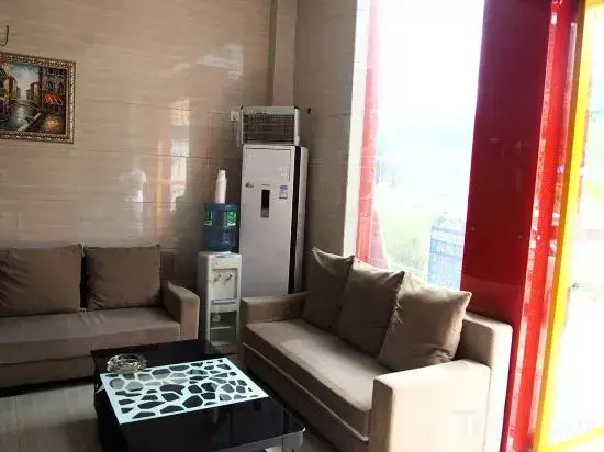 Duoke Chain Hotel