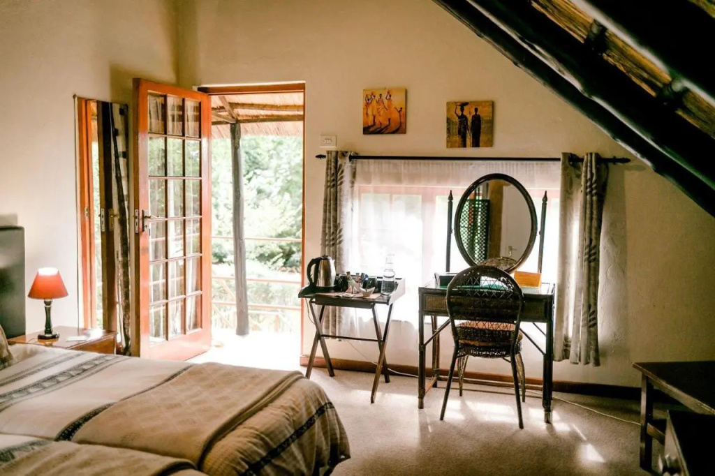 Thatchings Bed and Breakfast