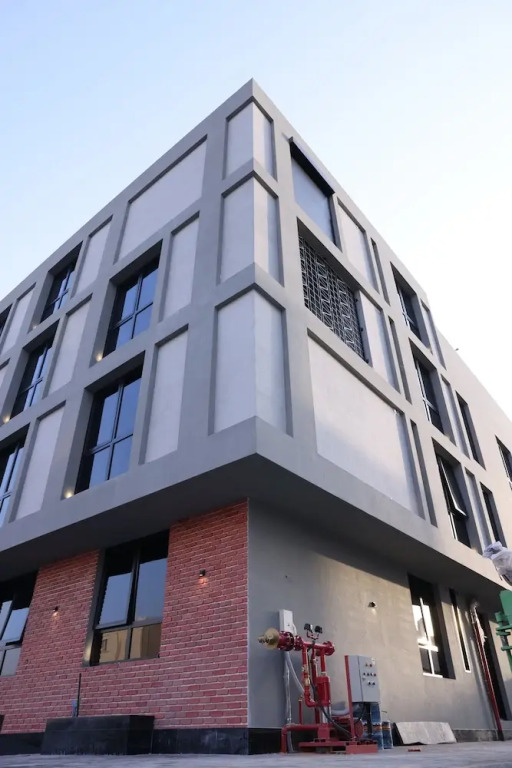 C Living 3 - Al Malqa