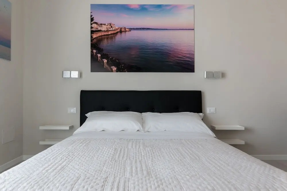 PhotoRooms B&B