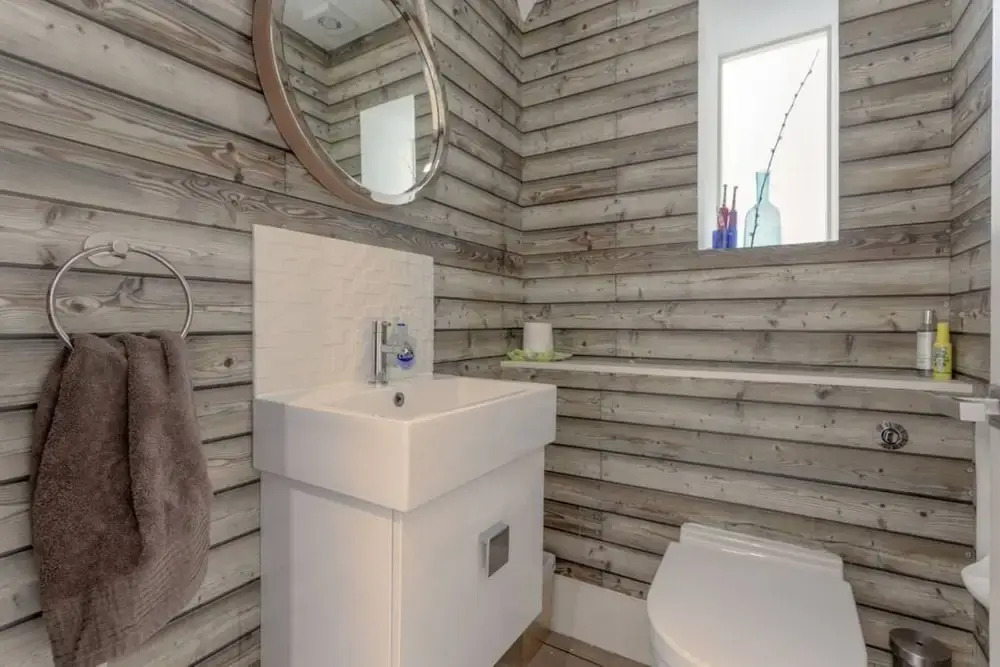 Incredible 5 Bedroom Home Overlooking Queen's Park