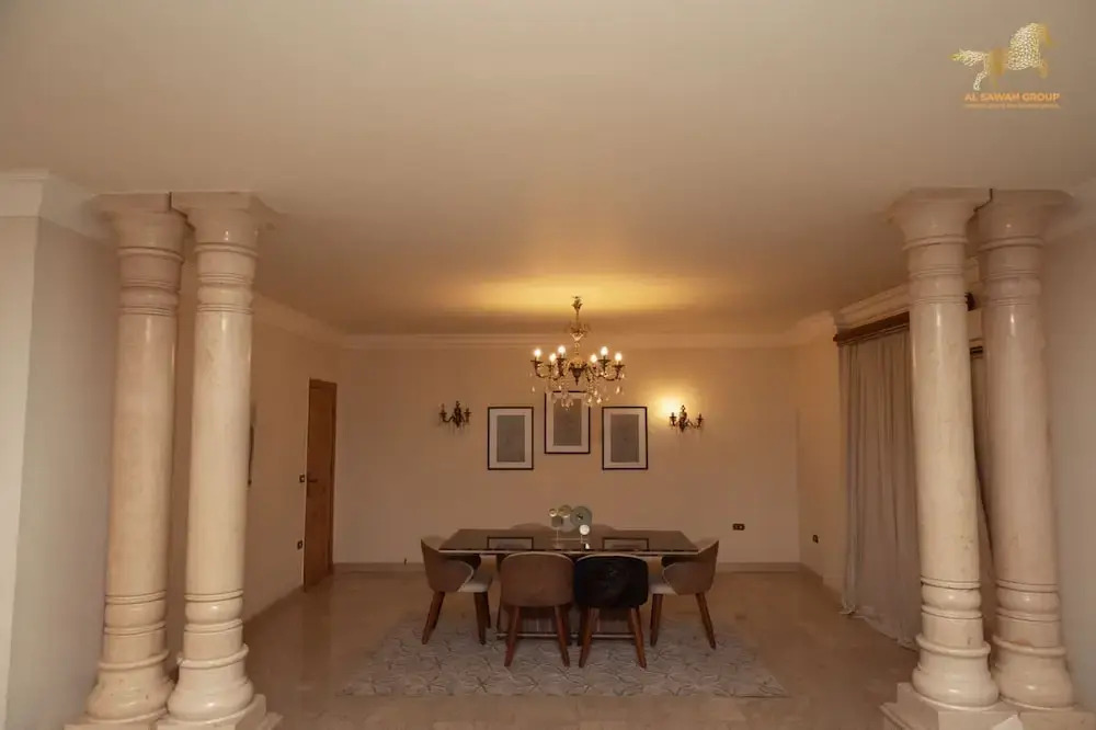 villa in deplomaseen district