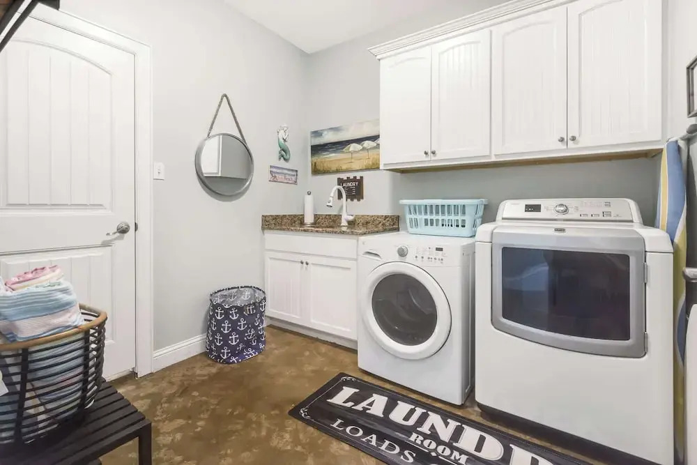 Ocean Views Optional Golf Cart Sleeps 14