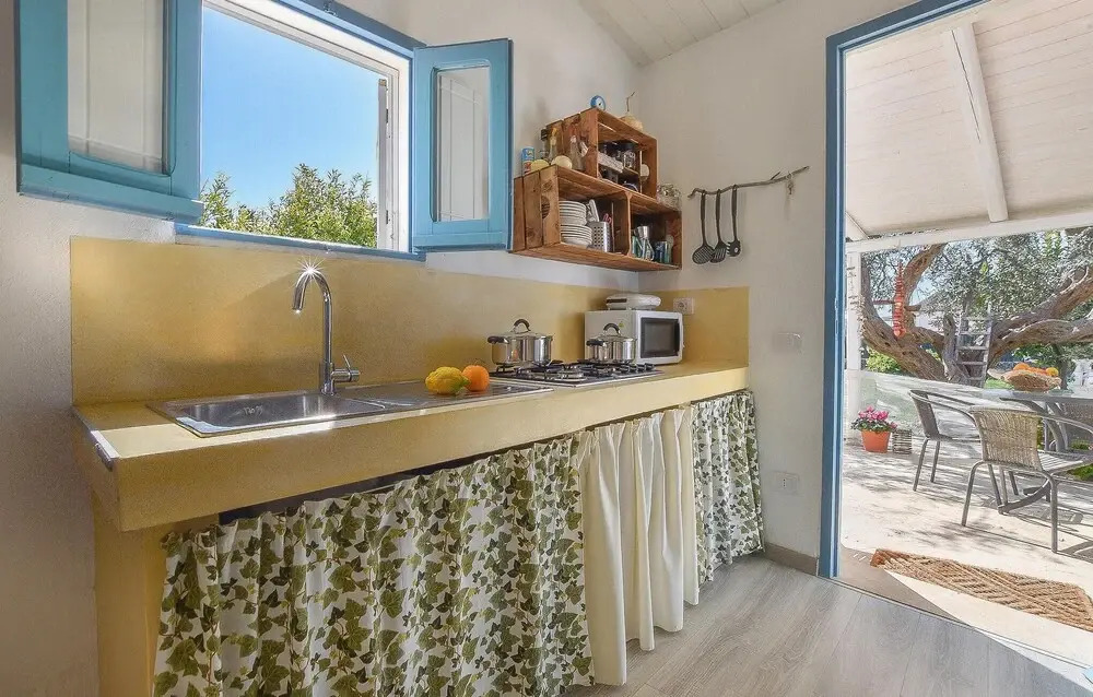 Stunning Home in Cava D'aliga With 1 Bedrooms, Wifi and Outdoor Swimming Pool