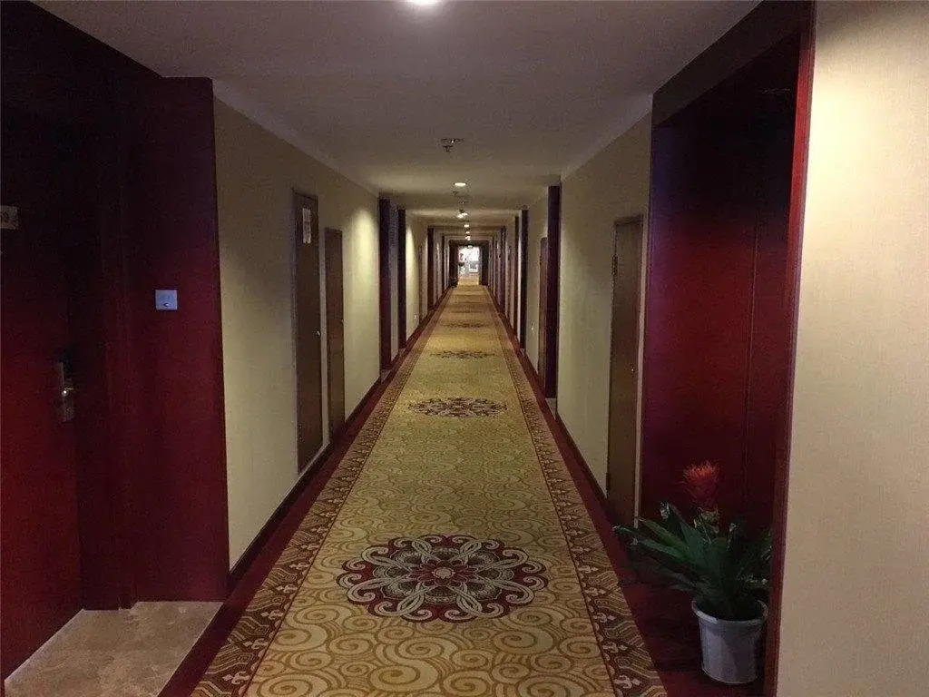 Rising Dragon International Hotel
