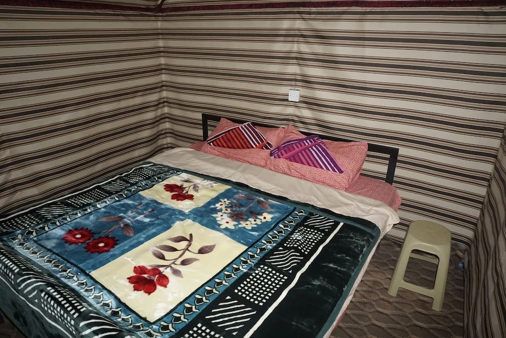 Rum Royal Dunes Camp & tour