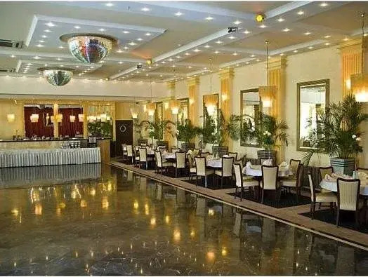 Hotel Iskierka Business & Spa