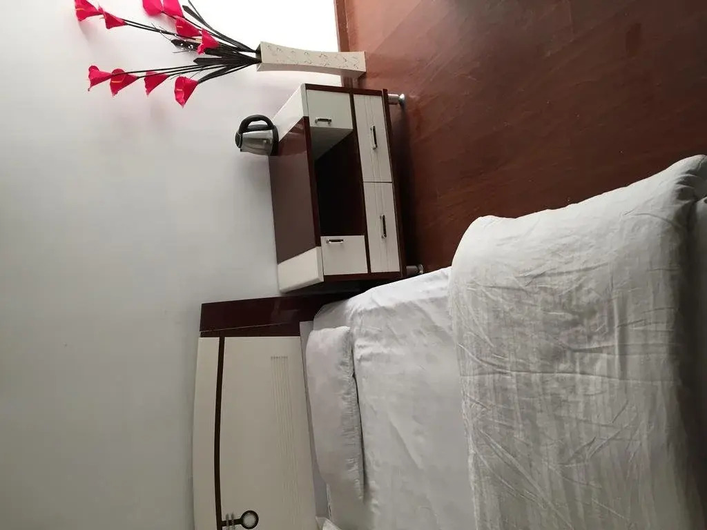 Yueliangwan Fashion Hostel
