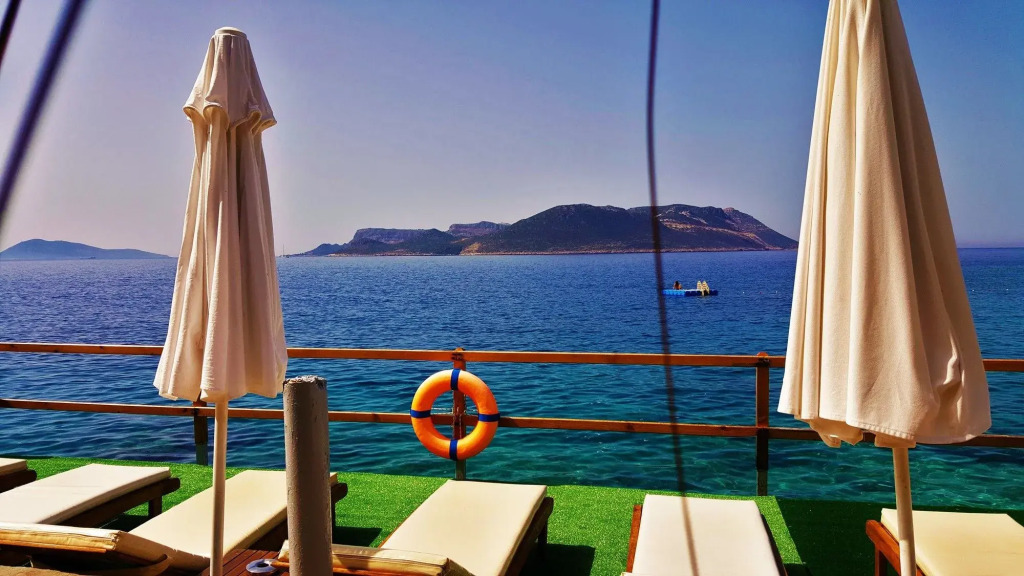 Amphora Hotel