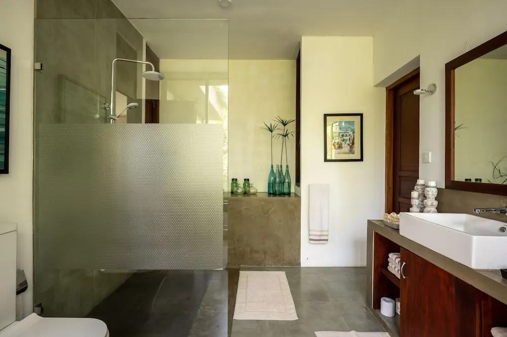 Villa Tranquil Waters