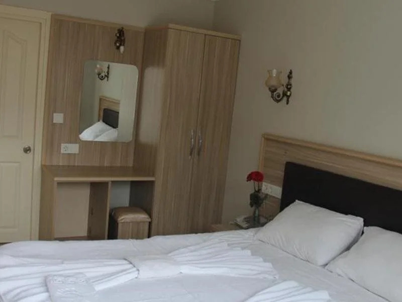 Bonjour Hotel