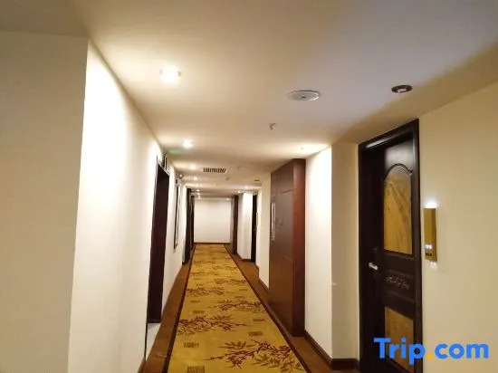 Xingfuting Zijiang Pearl Hotel