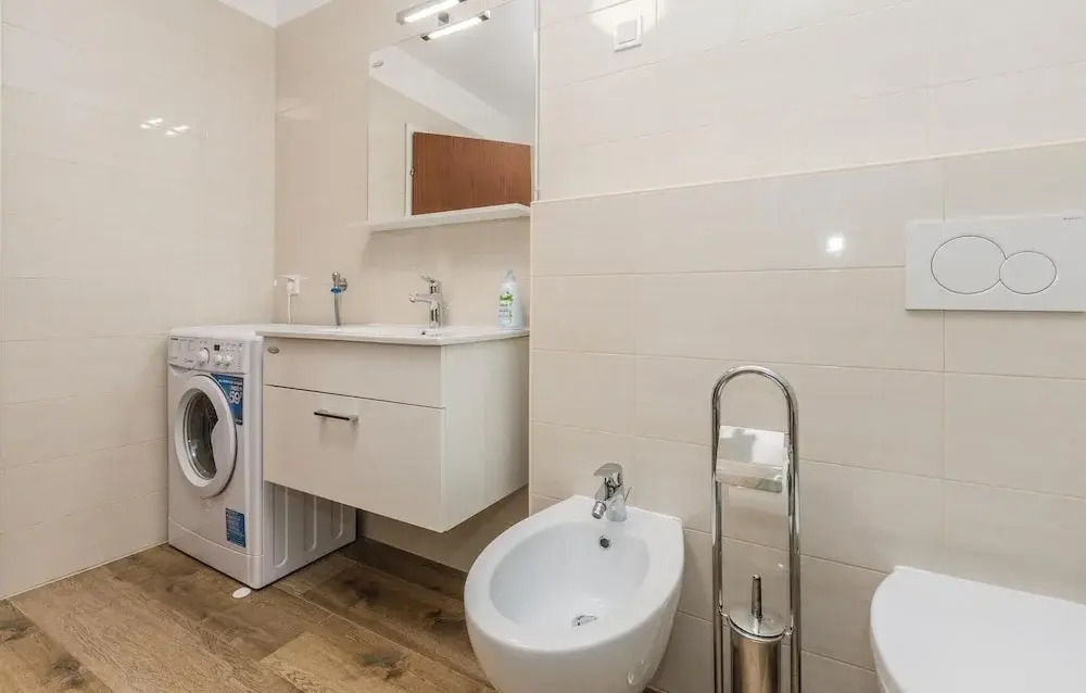 Stunning Home in Porec With Wifi and 2 Bedrooms